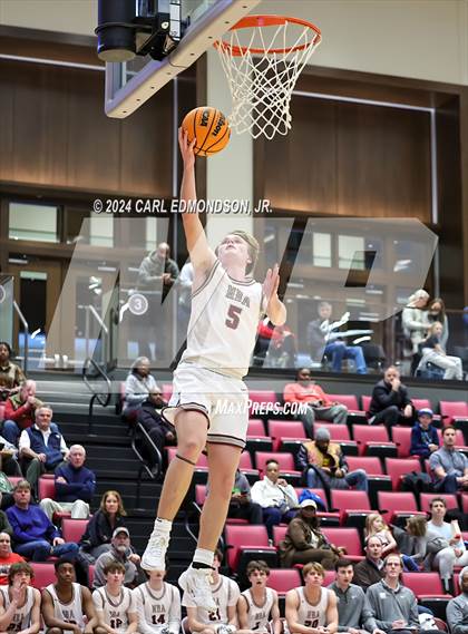 Thumbnail 2 in Rossview vs Montgomery Bell Academy photogallery.