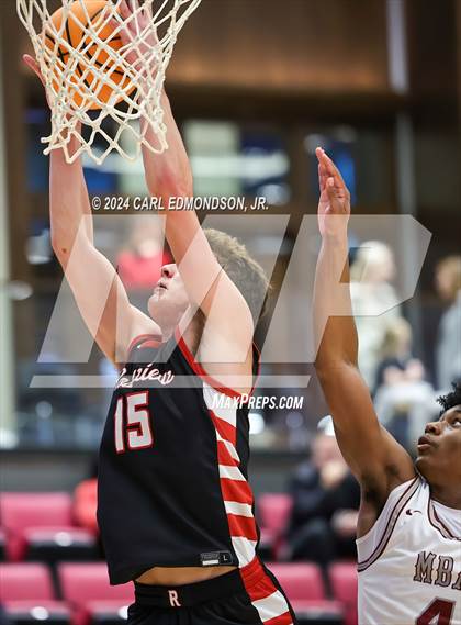Thumbnail 1 in Rossview vs Montgomery Bell Academy photogallery.