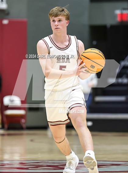 Thumbnail 2 in Rossview vs Montgomery Bell Academy photogallery.