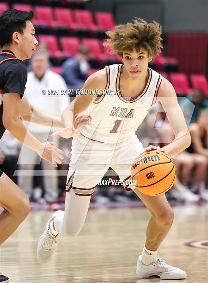 Thumbnail 1 in Rossview vs Montgomery Bell Academy photogallery.