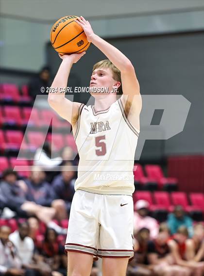 Thumbnail 1 in Rossview vs Montgomery Bell Academy photogallery.