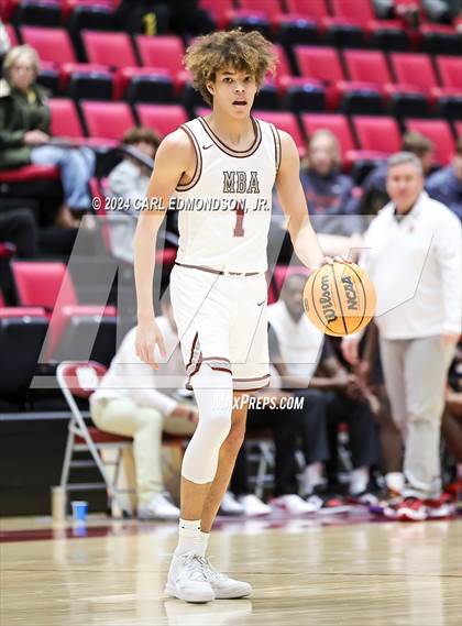 Thumbnail 3 in Rossview vs Montgomery Bell Academy photogallery.