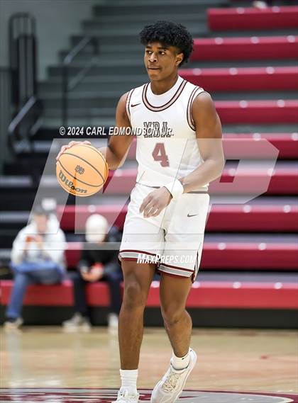 Thumbnail 3 in Rossview vs Montgomery Bell Academy photogallery.