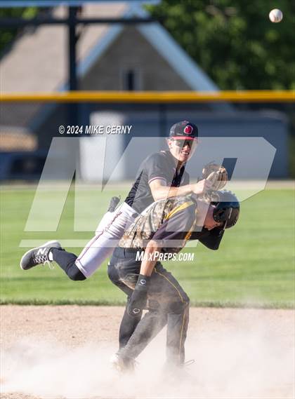 Thumbnail 3 in Shawnee Mission North @ Shawnee Mission West photogallery.