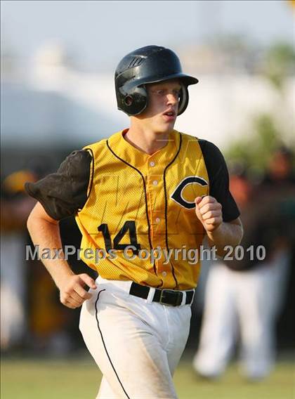Thumbnail 3 in Cleburne vs Rockwall-Heath (Texas 4A Region ll Playoffs) photogallery.