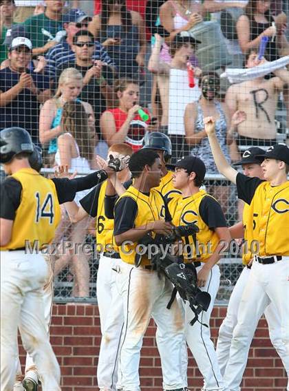 Thumbnail 3 in Cleburne vs Rockwall-Heath (Texas 4A Region ll Playoffs) photogallery.