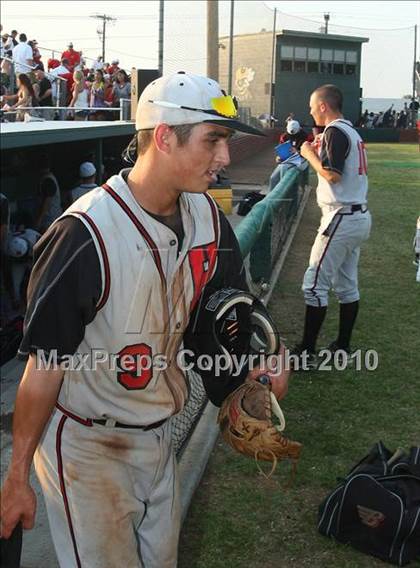 Thumbnail 3 in Cleburne vs Rockwall-Heath (Texas 4A Region ll Playoffs) photogallery.