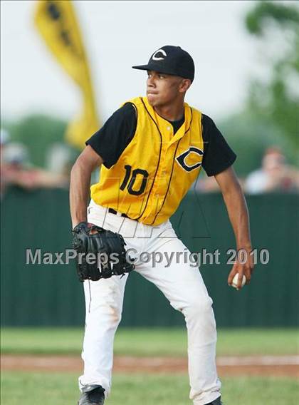 Thumbnail 1 in Cleburne vs Rockwall-Heath (Texas 4A Region ll Playoffs) photogallery.