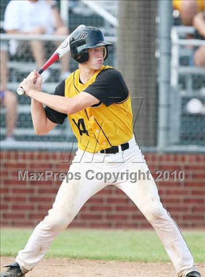 Thumbnail 3 in Cleburne vs Rockwall-Heath (Texas 4A Region ll Playoffs) photogallery.