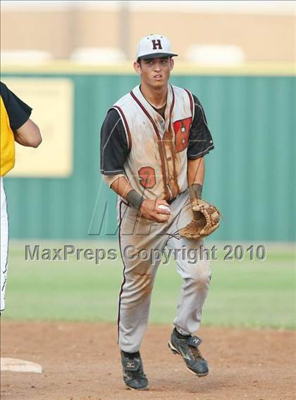 Thumbnail 3 in Cleburne vs Rockwall-Heath (Texas 4A Region ll Playoffs) photogallery.