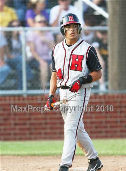 Thumbnail 2 in Cleburne vs Rockwall-Heath (Texas 4A Region ll Playoffs) photogallery.