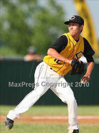 Thumbnail 2 in Cleburne vs Rockwall-Heath (Texas 4A Region ll Playoffs) photogallery.