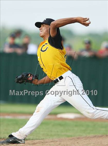 Thumbnail 2 in Cleburne vs Rockwall-Heath (Texas 4A Region ll Playoffs) photogallery.