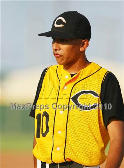 Thumbnail 1 in Cleburne vs Rockwall-Heath (Texas 4A Region ll Playoffs) photogallery.