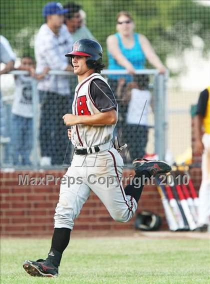 Thumbnail 2 in Cleburne vs Rockwall-Heath (Texas 4A Region ll Playoffs) photogallery.