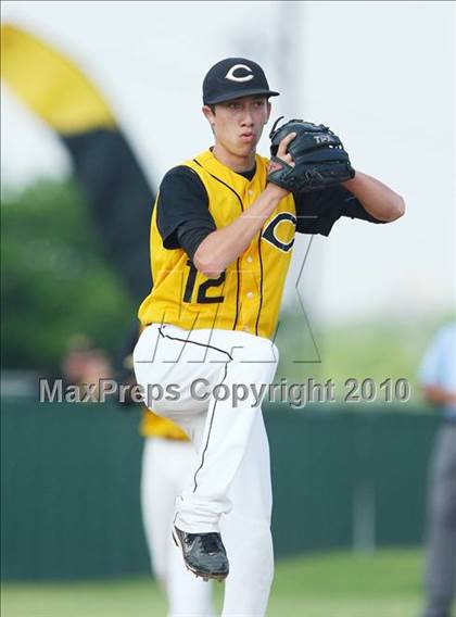Thumbnail 2 in Cleburne vs Rockwall-Heath (Texas 4A Region ll Playoffs) photogallery.