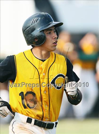 Thumbnail 3 in Cleburne vs Rockwall-Heath (Texas 4A Region ll Playoffs) photogallery.