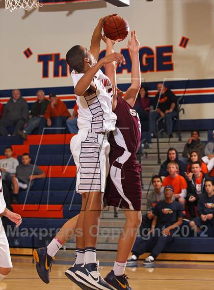 Thumbnail 1 in Simi Valley @ Chaminade (Chaminade Christmas Classic) photogallery.