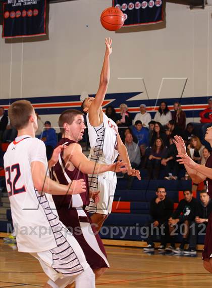 Thumbnail 2 in Simi Valley @ Chaminade (Chaminade Christmas Classic) photogallery.