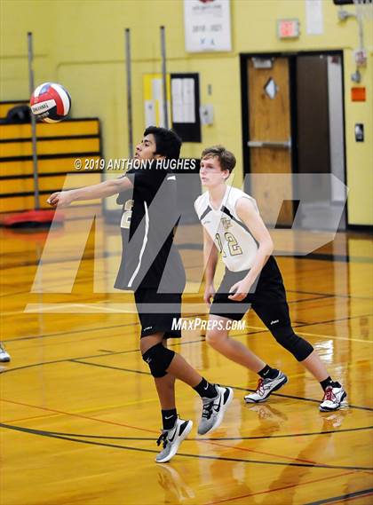 Thumbnail 2 in Farmingdale vs. West Hempstead photogallery.