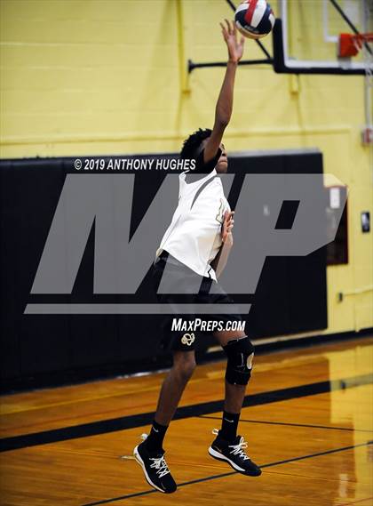 Thumbnail 1 in Farmingdale vs. West Hempstead photogallery.