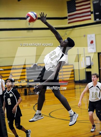 Thumbnail 1 in Farmingdale vs. West Hempstead photogallery.