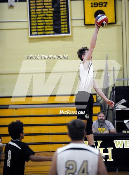 Thumbnail 1 in Farmingdale vs. West Hempstead photogallery.