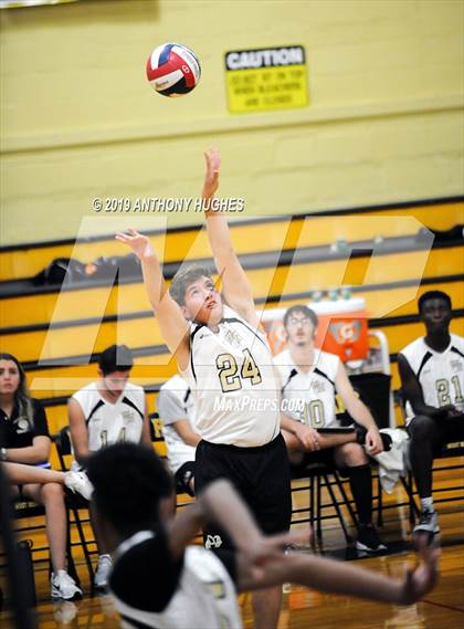 Thumbnail 1 in Farmingdale vs. West Hempstead photogallery.