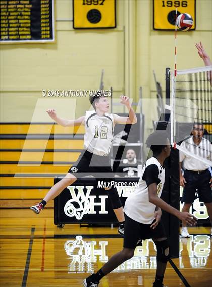 Thumbnail 2 in Farmingdale vs. West Hempstead photogallery.