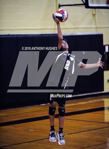 Thumbnail 2 in Farmingdale vs. West Hempstead photogallery.