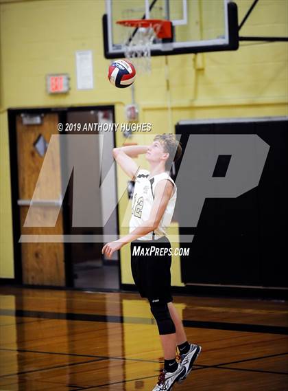 Thumbnail 3 in Farmingdale vs. West Hempstead photogallery.