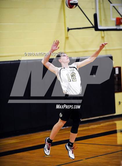 Thumbnail 3 in Farmingdale vs. West Hempstead photogallery.