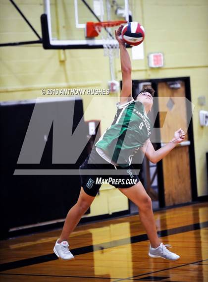 Thumbnail 2 in Farmingdale vs. West Hempstead photogallery.