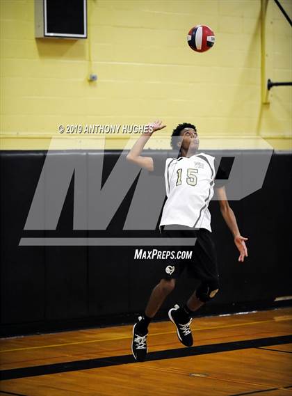 Thumbnail 1 in Farmingdale vs. West Hempstead photogallery.