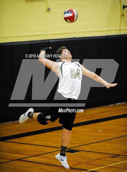 Thumbnail 2 in Farmingdale vs. West Hempstead photogallery.