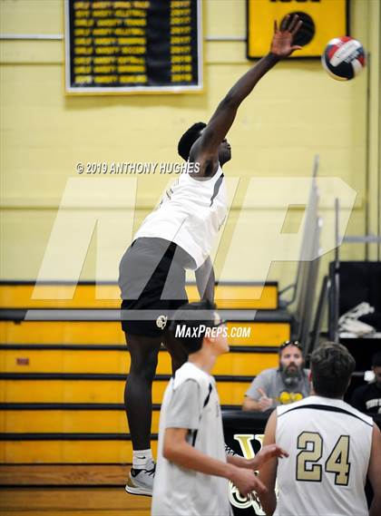 Thumbnail 2 in Farmingdale vs. West Hempstead photogallery.