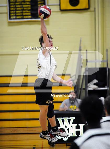 Thumbnail 1 in Farmingdale vs. West Hempstead photogallery.