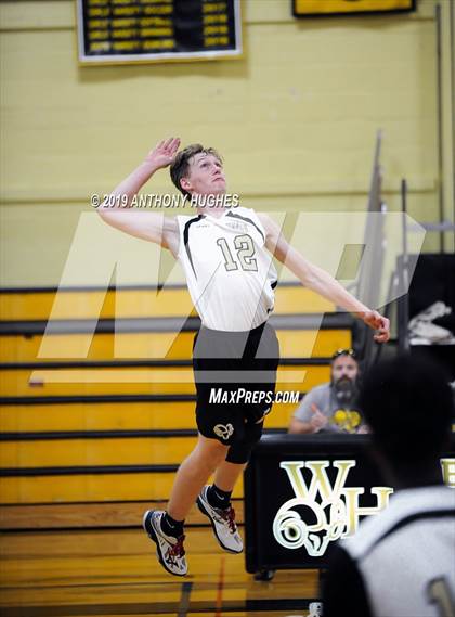 Thumbnail 3 in Farmingdale vs. West Hempstead photogallery.