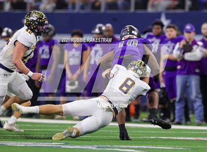 Thumbnail 2 in Stephenville vs. LBJ Austin (UIL Football 4A D1 Finals) photogallery.