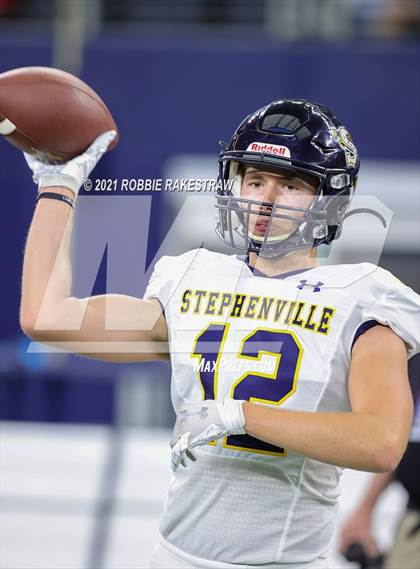 Thumbnail 1 in Stephenville vs. LBJ Austin (UIL Football 4A D1 Finals) photogallery.