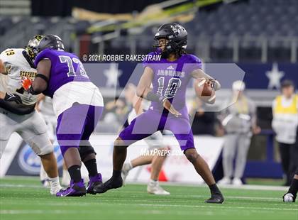 Thumbnail 1 in Stephenville vs. LBJ Austin (UIL Football 4A D1 Finals) photogallery.