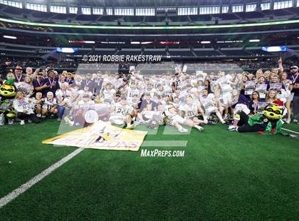Thumbnail 3 in Stephenville vs. LBJ Austin (UIL Football 4A D1 Finals) photogallery.