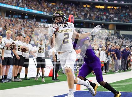 Thumbnail 2 in Stephenville vs. LBJ Austin (UIL Football 4A D1 Finals) photogallery.
