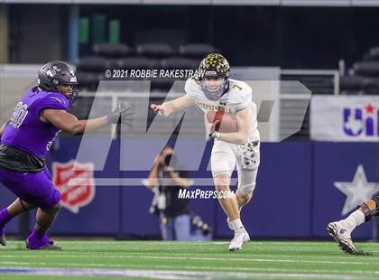 Thumbnail 1 in Stephenville vs. LBJ Austin (UIL Football 4A D1 Finals) photogallery.