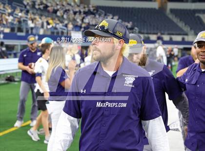 Thumbnail 1 in Stephenville vs. LBJ Austin (UIL Football 4A D1 Finals) photogallery.