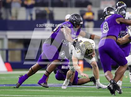 Thumbnail 1 in Stephenville vs. LBJ Austin (UIL Football 4A D1 Finals) photogallery.