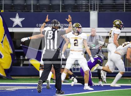 Thumbnail 2 in Stephenville vs. LBJ Austin (UIL Football 4A D1 Finals) photogallery.