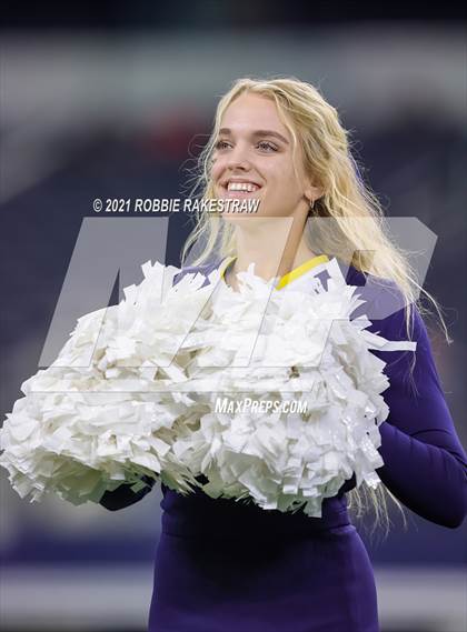 Thumbnail 2 in Stephenville vs. LBJ Austin (UIL Football 4A D1 Finals) photogallery.