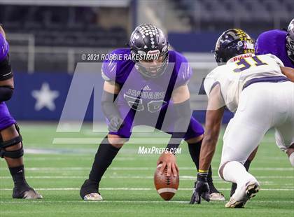 Thumbnail 3 in Stephenville vs. LBJ Austin (UIL Football 4A D1 Finals) photogallery.