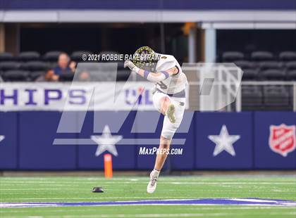 Thumbnail 3 in Stephenville vs. LBJ Austin (UIL Football 4A D1 Finals) photogallery.